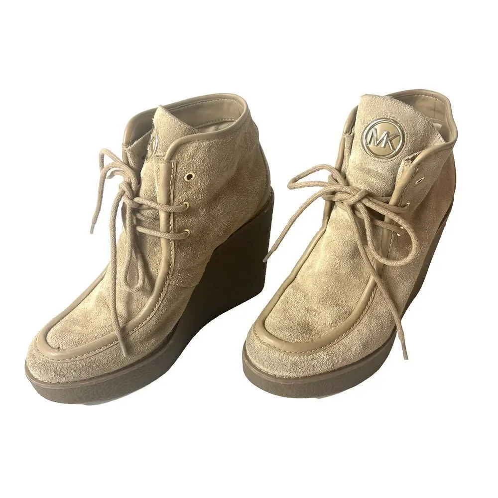 Michael Kors Wallabee Wedge Gum Heels Womens 6.5M Beige Suede Ankle High Lace Up